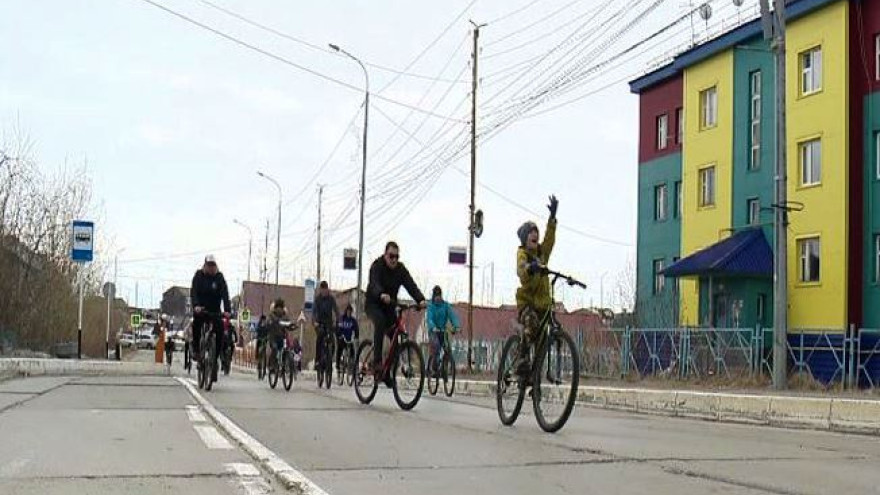 Тазовчане приняли участие в велопараде