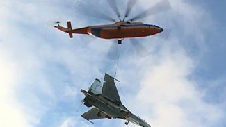 Уникальная операция: из Пушкина в Крондштадт вертолетом Ми-26 доставили истребитель Су-27