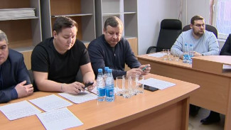 Все больше депутатов Ямала поддерживают идею объединения поселений районов в муниципальные округа: чем привлекает такая система