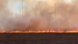 В Красноярске загорелось огромное «антенное поле»