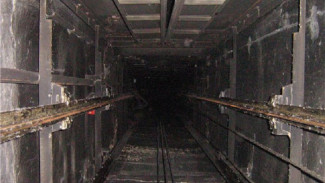 Десятки опасных лифтов выявили в Салехарде