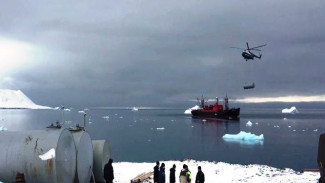 Научно-экспедиционное судно «Михаил Сомов» вернулось из второго Арктического рейса