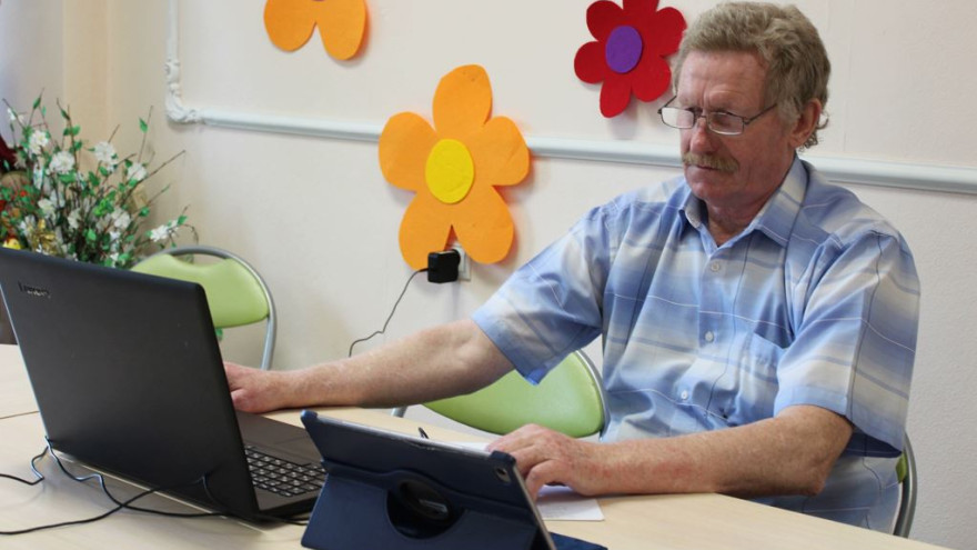 На Ямале открылась «Школа блогеров» для пожилых людей и инвалидов