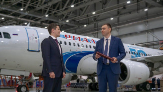 Дмитрий Артюхов поблагодарил АК «Ямал» за гуманитарную миссию