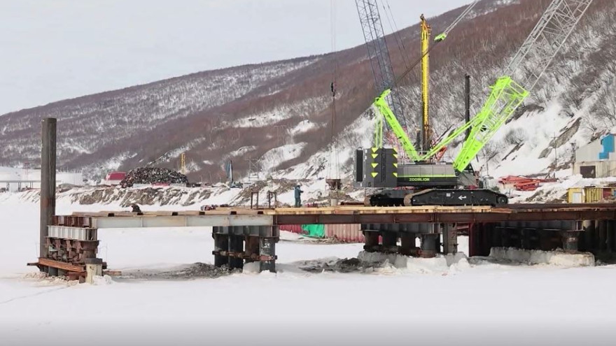 Подвижки льда в магаданской бухте Нагаева осложнили возведение морского туристического центра