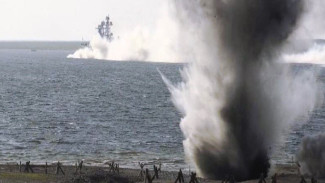 На Таймыре военные отрабатывали тактику ведения боя и удержания берегового плацдарма