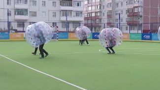 Толкать и падать разрешается: в Муравленко прошёл чемпионат по бамперболу