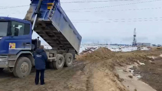 В ЯНАО на месторождении от удара током погиб водитель грузовика