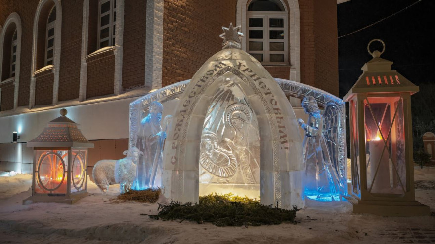 На Ямале одновременно открыли 14 рождественских вертепов