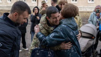 Дмитрий Артюхов посетил подшефные территории в ДНР