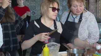 В Приморском крае организовали кулинарные мастер-классы для незрячих людей