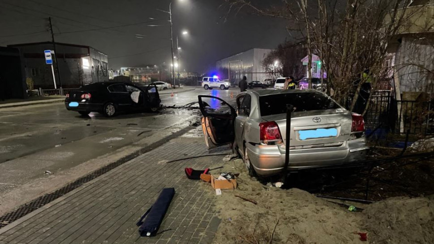 Один человек погиб и двое пострадали в ДТП в Тазовском