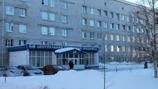 Новые фейки о коронавирусе на Ямале. Глава Ханымея опроверг слух о гибели женщины в ноябрьской больнице