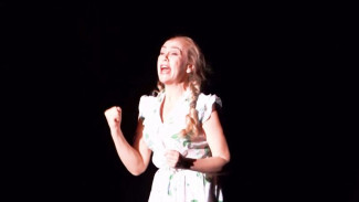 Творческий вечер Ксении Беркович состоится в единственном на Ямале профессиональном театре