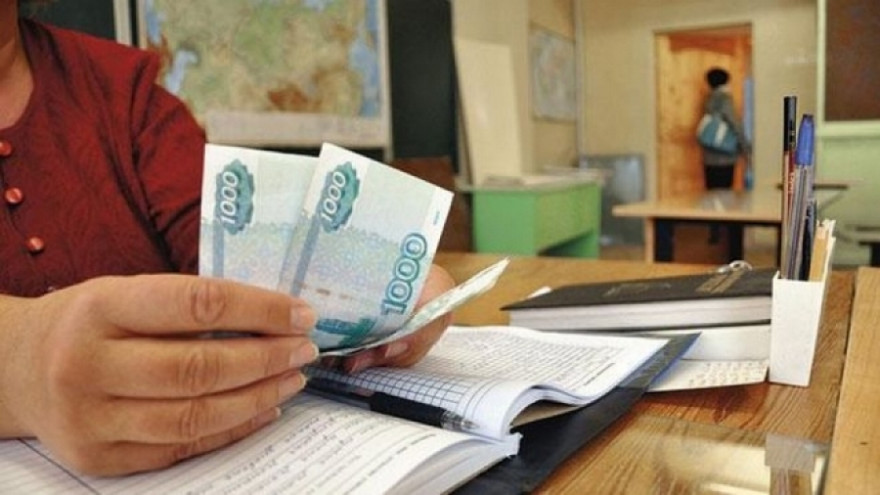 На Ямале родители недовольны сбором денег в детских садах и школах: кто виноват и что делать