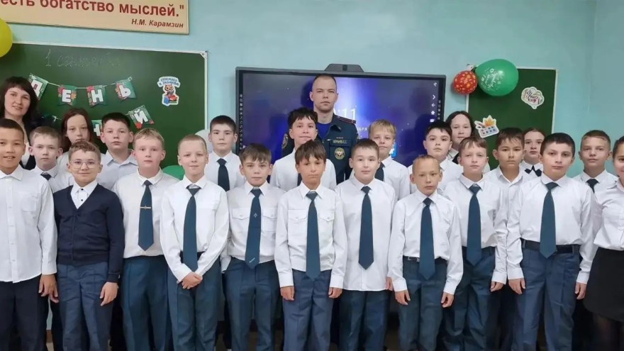В Тарко‑Сале открылся первый кадетский класс МЧС России