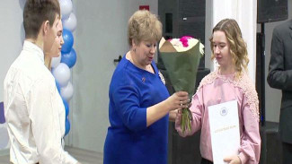 В Тазовском подвели итоги и наградили добровольцев