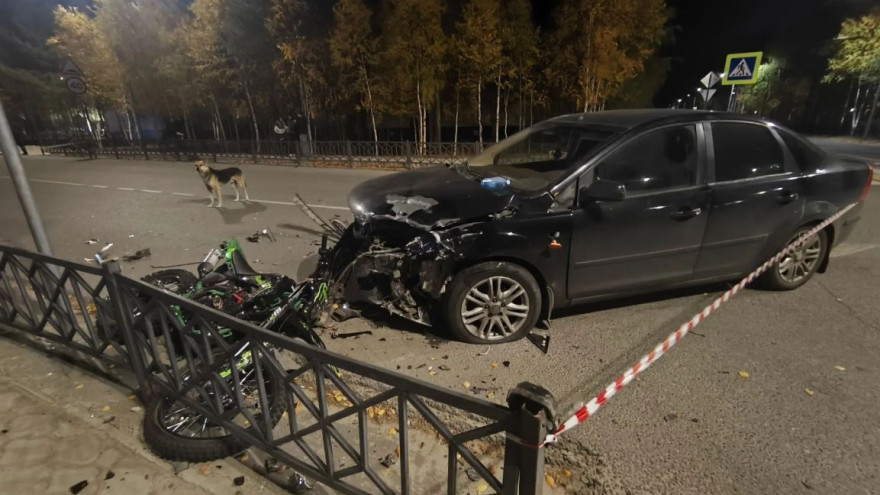 В Ханымее иномарка сбила мотоцикл с несовершеннолетними