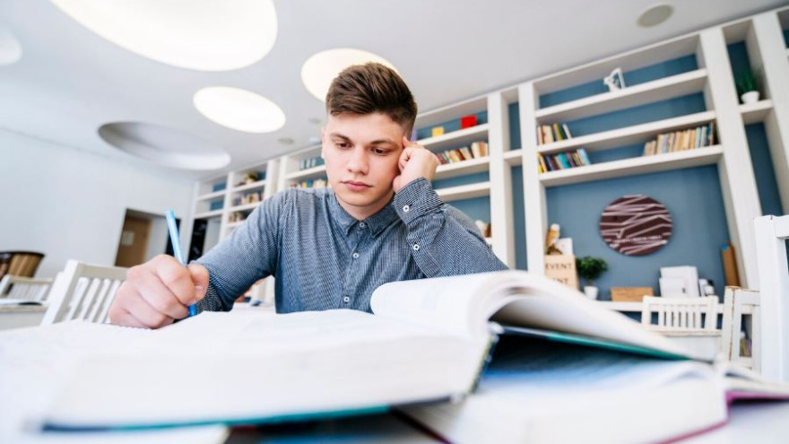 Подготовка к ЕГЭ на отлично: выпускники Ямала могут пройти бесплатные тесты