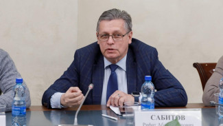 Ограничение влияния иностранных аналитических и рекламных платформ: взгляд Рифата Сабитова