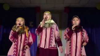 Популярные хиты на языках народов Севера: арктические жители участвуют в конкурсе «Поющие голоса»