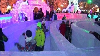 «Дети были счастливы»: в Ноябрьске открыли ледовый городок