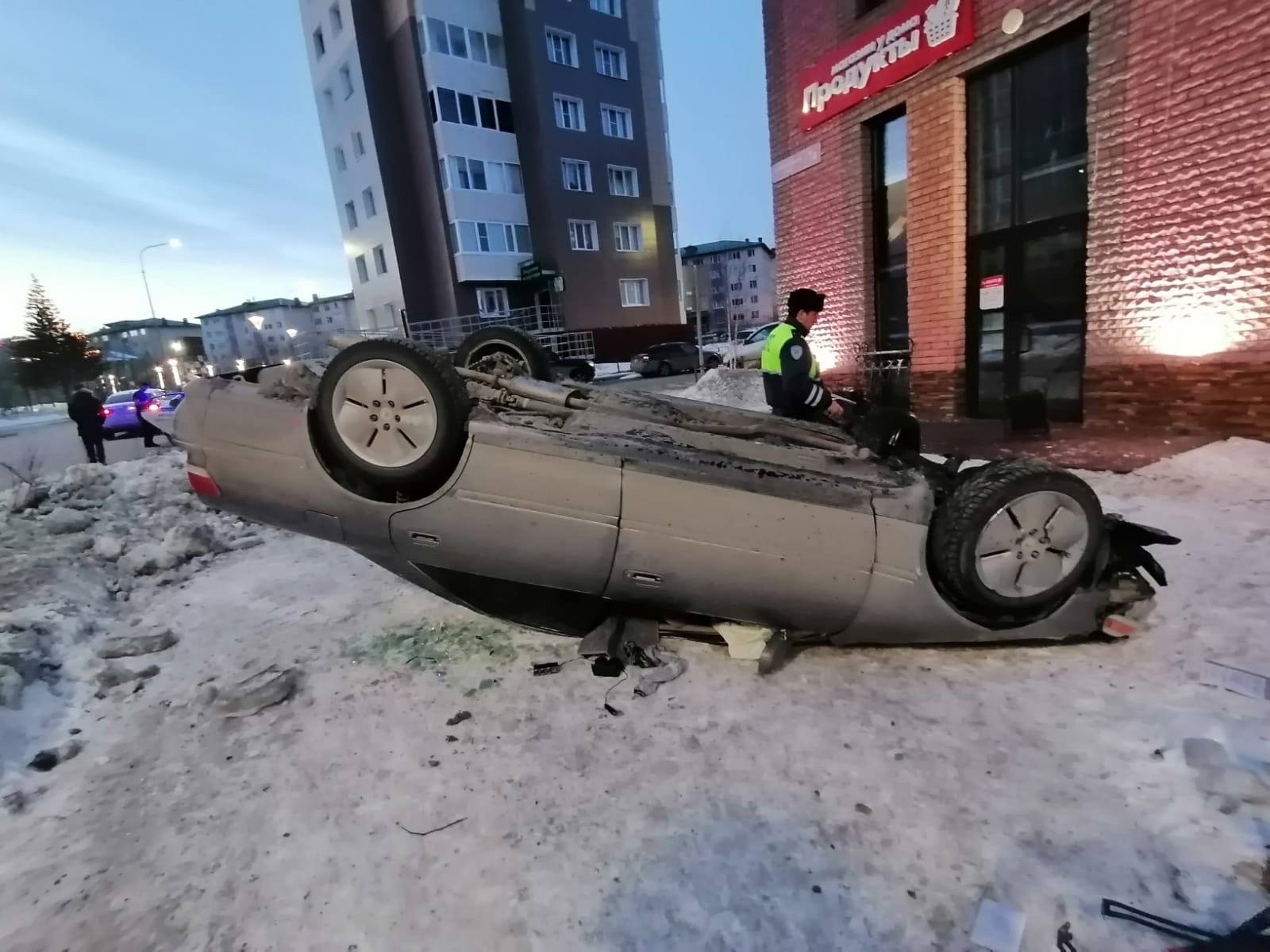 ресторан в салехарде на мосту